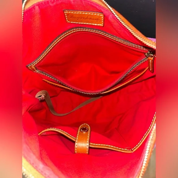 Dooney & Bourke Pink & Tan Pebble Grain Hobo bag -EUC- - Picture 14 of 16